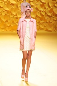 moda primavera verano en rosa