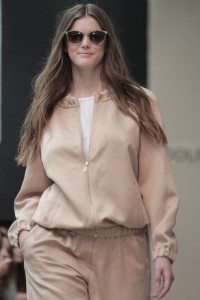 Curvy fashion MFSHow AdolfoDominguez