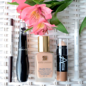 Duapara básicos de maquillaje